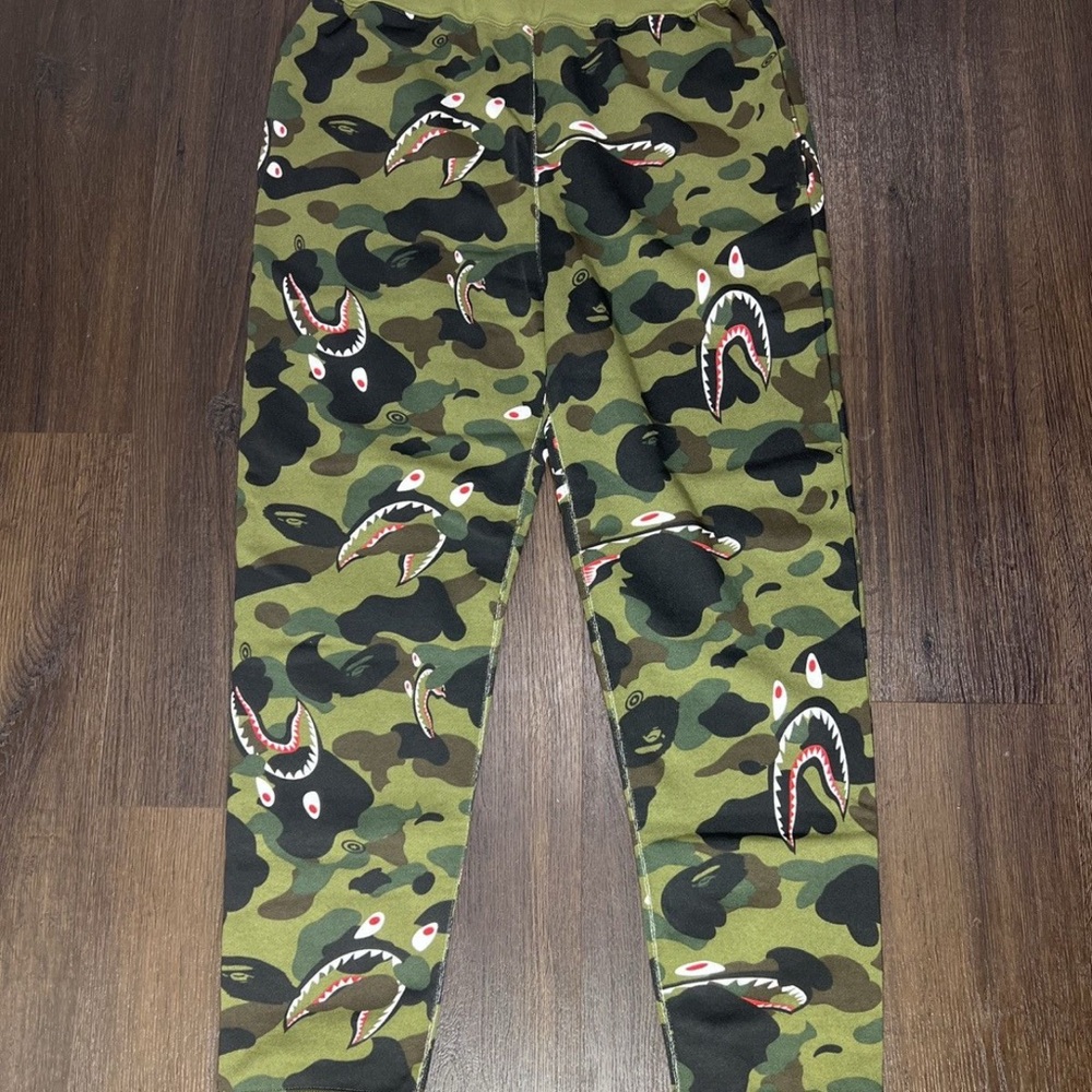 Bape 1st Green Camo Shark Sweatpants
